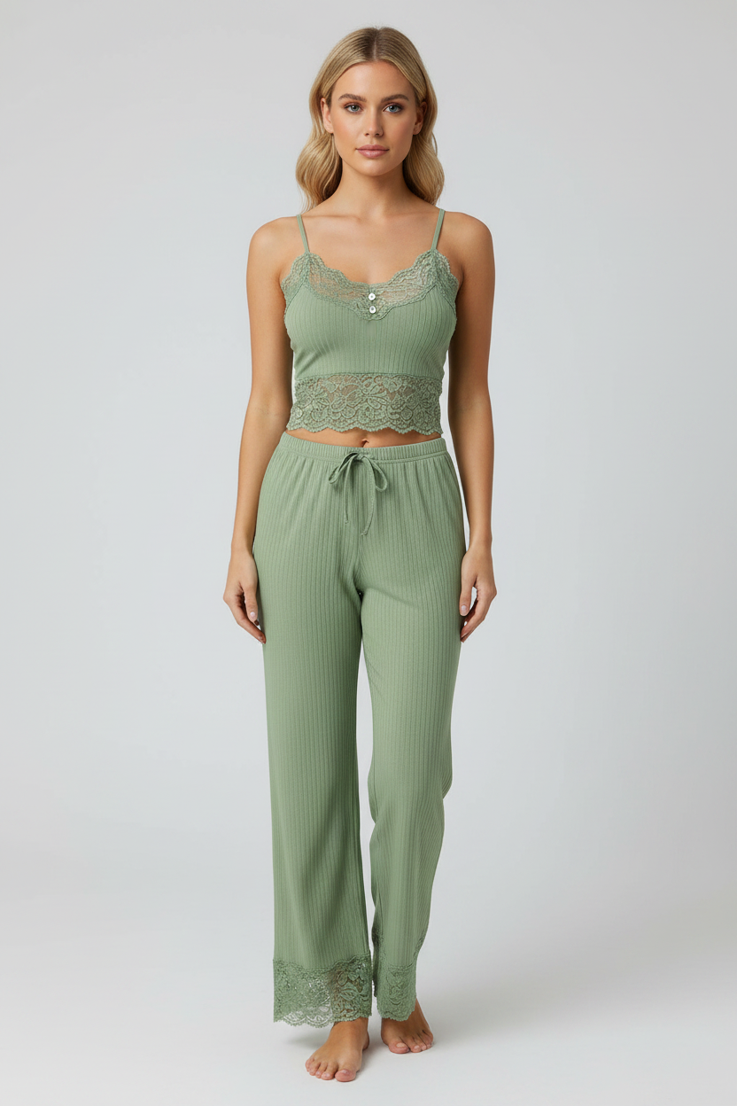 Green - Front full-body