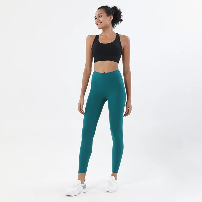 2-Piece Nylon Yoga Set | Breathable Quick-Dry Sportswear