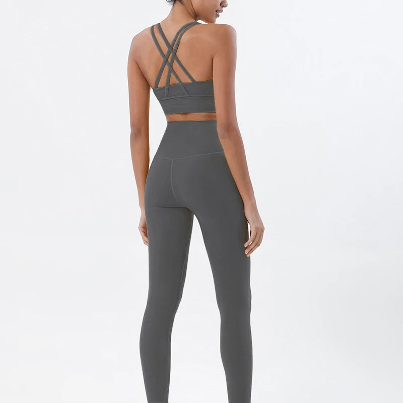 2-Piece Nylon Yoga Set | Breathable Quick-Dry Sportswear