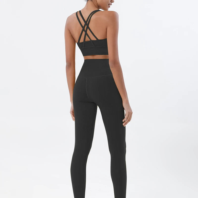 2-Piece Nylon Yoga Set | Breathable Quick-Dry Sportswear